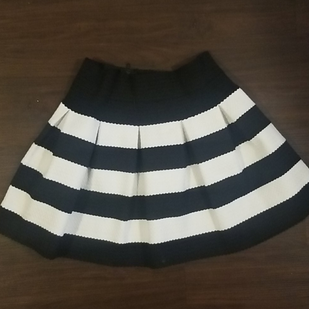Sans Souci Skirt.